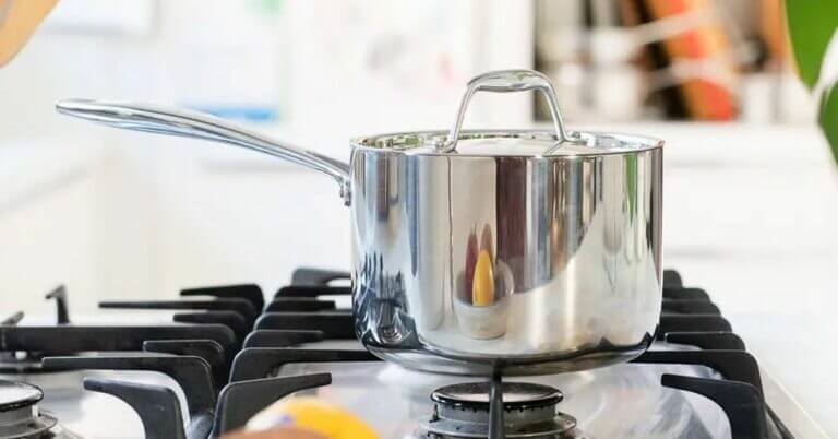 Comment nettoyer les casseroles en acier